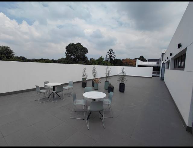 120M² OFFICE TO LET IN BRYANSTON